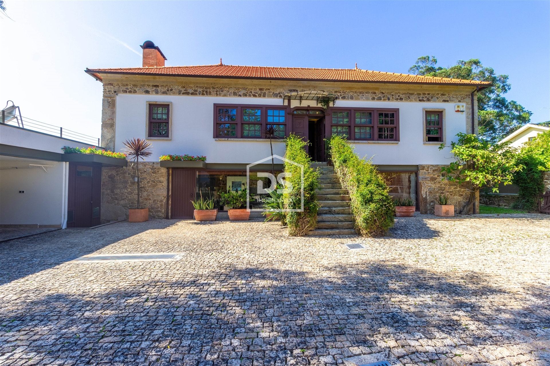 Quinta T4